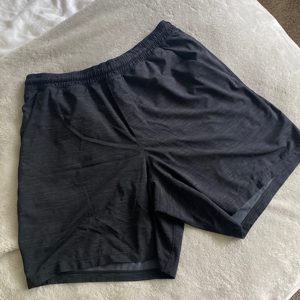 Men’s Lululemon 7in Core Short (lined)